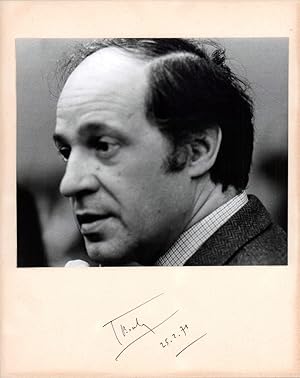 PORTRAIT Pierre Boulez. Schwarz-Weiss-Fotografie, Kopfbild im Dreiviertelprofil.