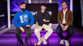 Vampire Weekend in studio