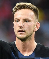 Ivan Rakitić (cropped).jpg