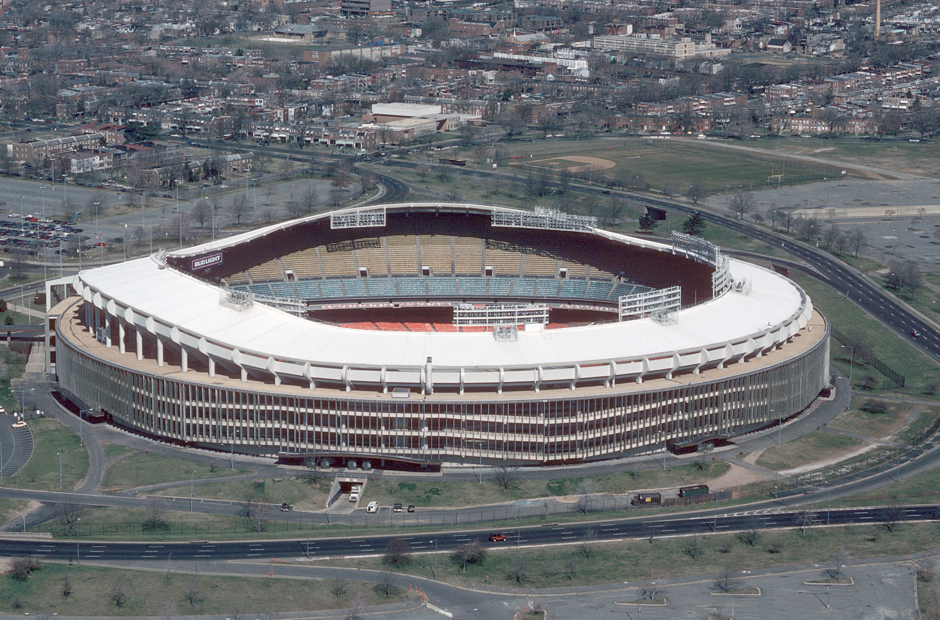 RFK_Stadium_aerial_photo,_1988