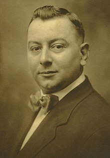 Nunez in 1918