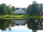 Husby kungsgård sedd från Husby kyrka