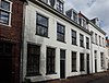 Huis met lijstgevel met gesneden randen