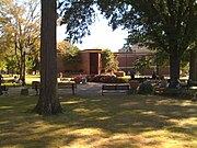 La cour réservée aux étudiants.