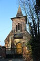 La façade de l'église de Longchamps.