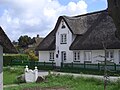 Amrum: Friesenhaus in Nebel