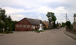 Monument for Vytautas in the center of Betygala