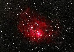 ( M8 tai NGC 6523)