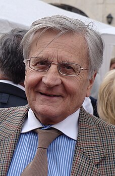 Jean-Claude Trichet, président de la Banque centrale européenne de 2003 à 2011. (définition réelle 1 864 × 2 846)