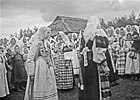 Dansende vrouwen in Setodracht, ca. 1912