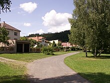 Bezděkov(HB)-náves-2.JPG