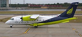 Een Dornier 328 van SkyWork Airlines