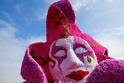 Prinzenwagen vom Umzug 2016 von hinten:Karnaval in Venedig