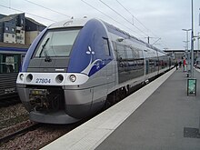 Automotrice Z27804 de TER Bretagne en gare.