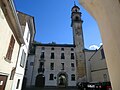 Il Municipio di Morbegno con l'adiacente Chiesa dei Santi Pietro e Paolo