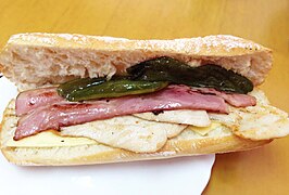 Bocadillo tumbadito