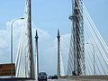 Jembatan kabel-penahan (cable-stayed)