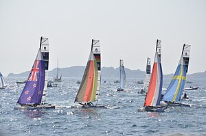 Barcos durante uma das regatas do evento