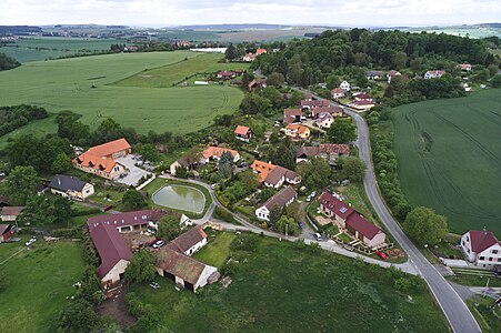 Chlumánky : vue générale.