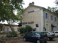 Ancienne gare de Saint-Sernin.