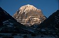 Banal na Bundok Kailash sa Tibet ay tahanang espiritwal daw ni Shiva.