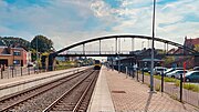 Zicht op oude voetgangersbrug