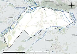 Carte en couleur présentant le réseau hydrographique de la commune