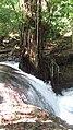 Air terjun di Pulau Moyo