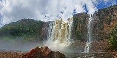 Vodopády Aponwao (Chinak-Merú) v regionu Gran Sabana