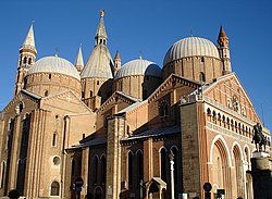 Helige Antonio kyrka i Padova