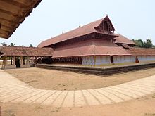 Thiruvan temple mukhamandapam.jpg