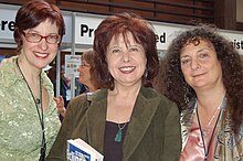 Kress (tengah), dengan Delia Sherman (kiri) dan Ellen Datlow pada 2007