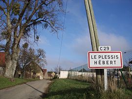 One of the roads into Le Plessis-Hébert