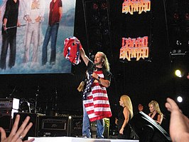 Lynyrd Skynyrd tijdens een optreden in Alabama in 2008