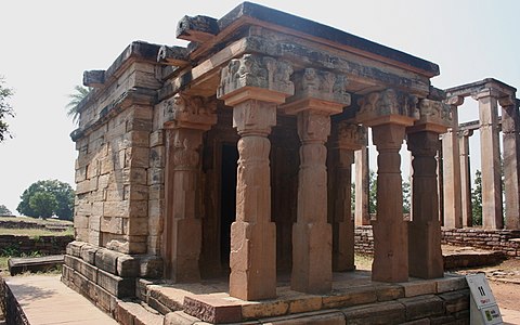 A tetrastyle prostyle Gupta period temple at Sanchi besides the Apsidal hall with Maurya foundation, an example of Buddhist architecture and Hindu architecture.[168][failed verification][169][170] 5th century CE.