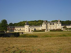 Skyline of Gizeux