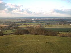 Part of Aylesbury Vale taken from the top of Coombe Hill, looking towards ایلزبری