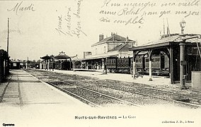 Intérieur de la gare, alors à quatre voies.