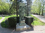 Monument à Louis Pergaud