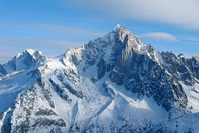 L'aiguille Verte, versant du Nant-Blanc, et la face ouest des Drus