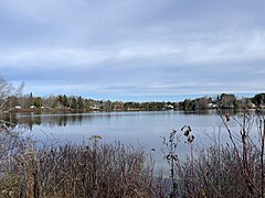 Lac Pierre-Paul, Chemin de l'Île.