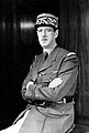 Doare poltred ar jeneral Charles de Gaulle hag a vez gant lejioner en e godell