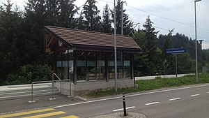 Enclosed shelter on platform