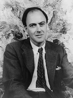 Roald Dahl vuonna 1954.