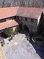 Blick vom Turm in den Innenhof mit Torhaus