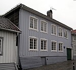 IBSENHUSET (SNIPETORPGATA 27)