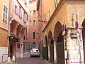 Vue des arcades de la loggia de l’Ancien Sénat, rue Jules-Gilly