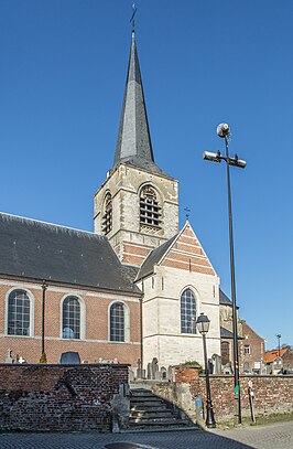 St. Remigiuskerk en kerkhof