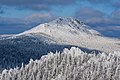 Вид на Откликной гребень с Двуглавой сопки