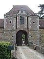 Porche du château du Blanc-Buisson